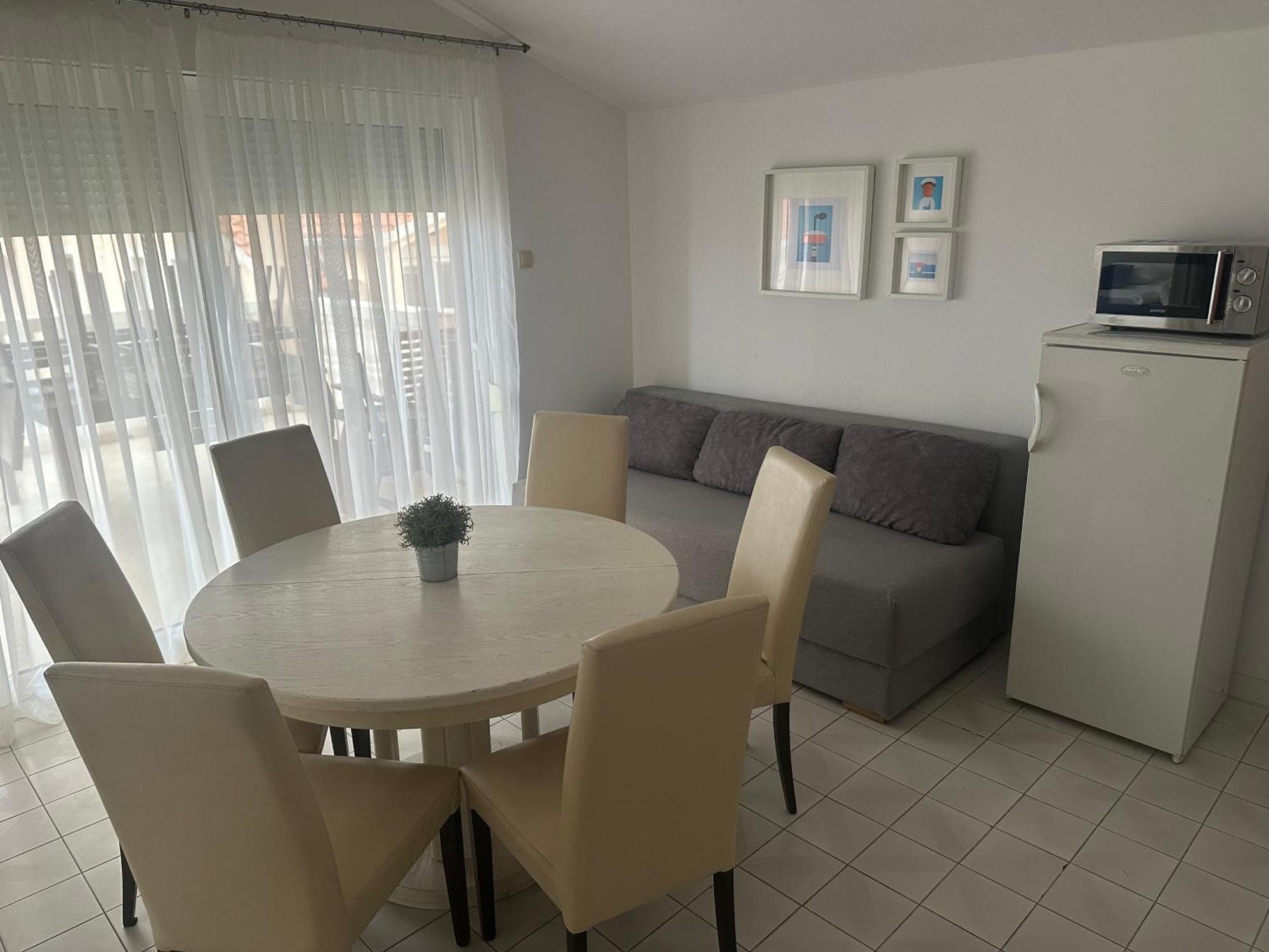 Apartmani Mira Vodice Eksteriør billede