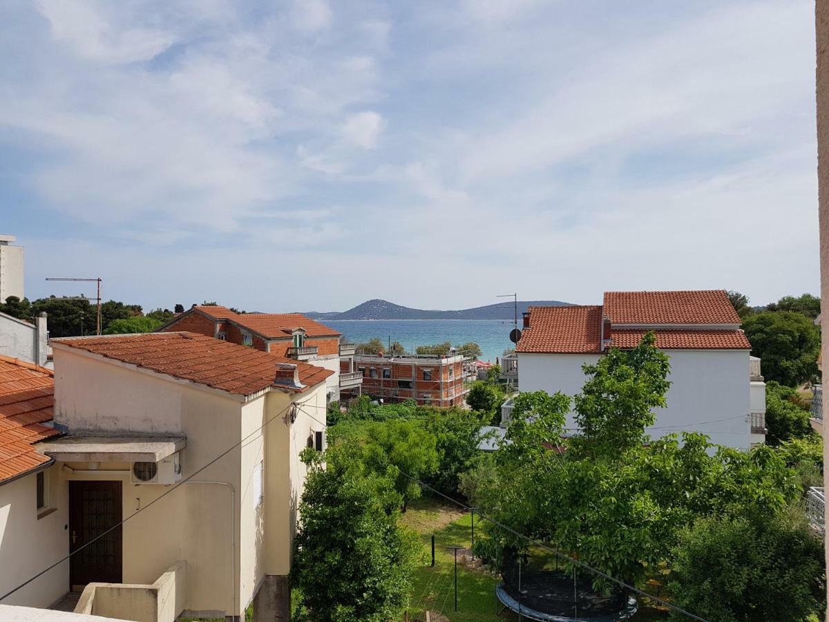 Apartmani Mira Vodice Eksteriør billede